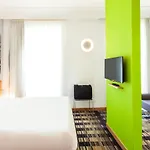 Ibis Styles Garibaldi 3* Naples