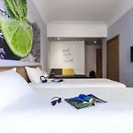Ibis Styles Garibaldi Hotel Naples