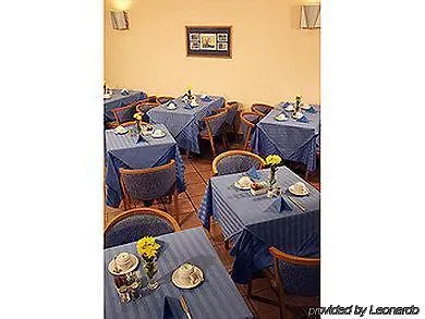 Ibis Styles Garibaldi Hotel Neapol