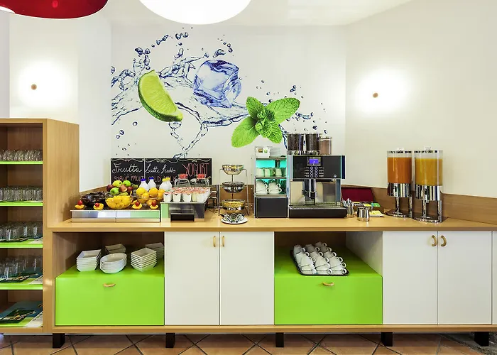 Hotel Ibis Styles Garibaldi 3*