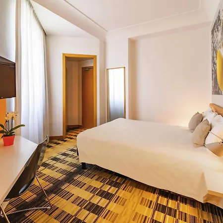 Ibis Styles Garibaldi Otel Napoli