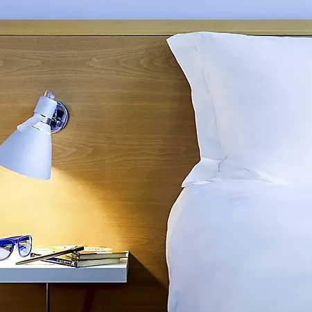 Ibis Styles Garibaldi 3* Neapel