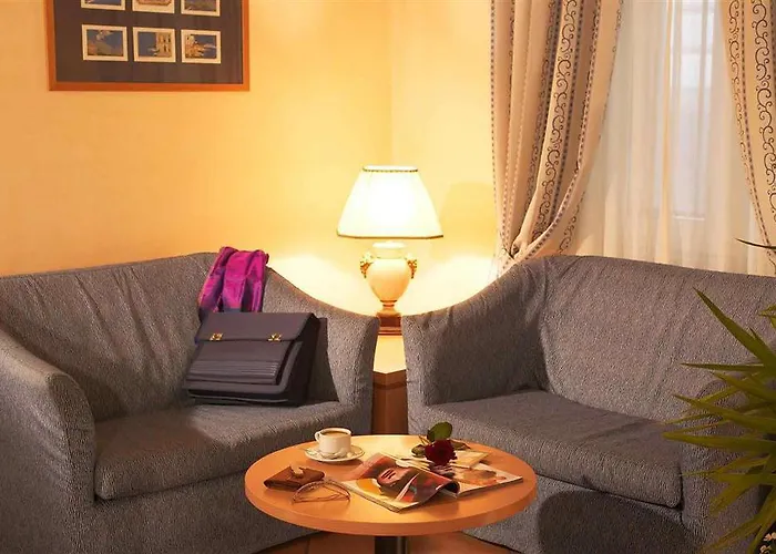 Hotel Ibis Styles Garibaldi 3*