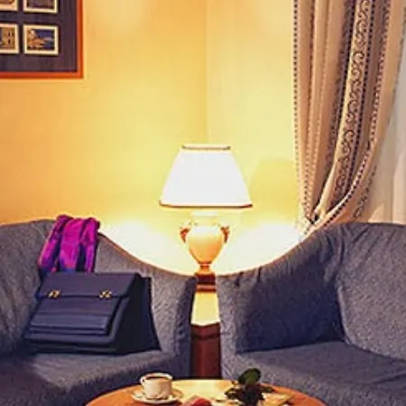 Ibis Styles Garibaldi 3*