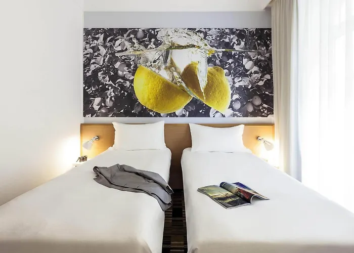 Ibis Styles Garibaldi 3* Neapel