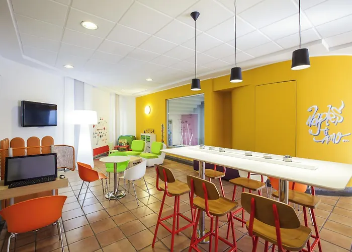 Ibis Styles Garibaldi 3* Neapel